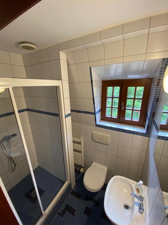 Hostel Przy Targu Rybnym กดัญสก์ ภายนอก รูปภาพ